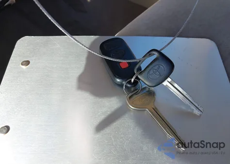 2002 Toyota Camry Solara Se from USA, damaged, VIN 2T1CE22P62C008729